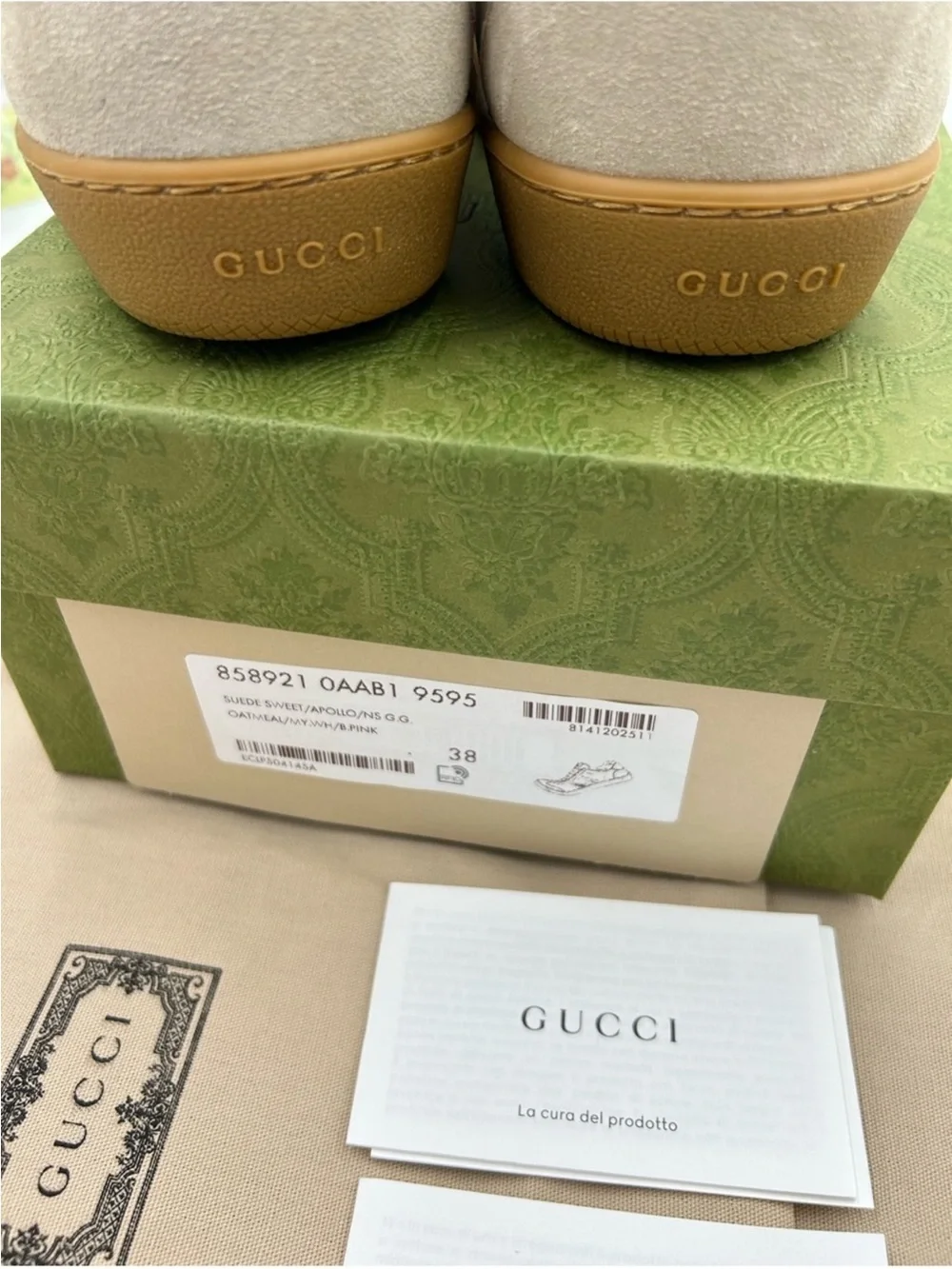 Women’s Gucci G 74 leather/suede sneakers size 38 fits 38.5 made in Italy
